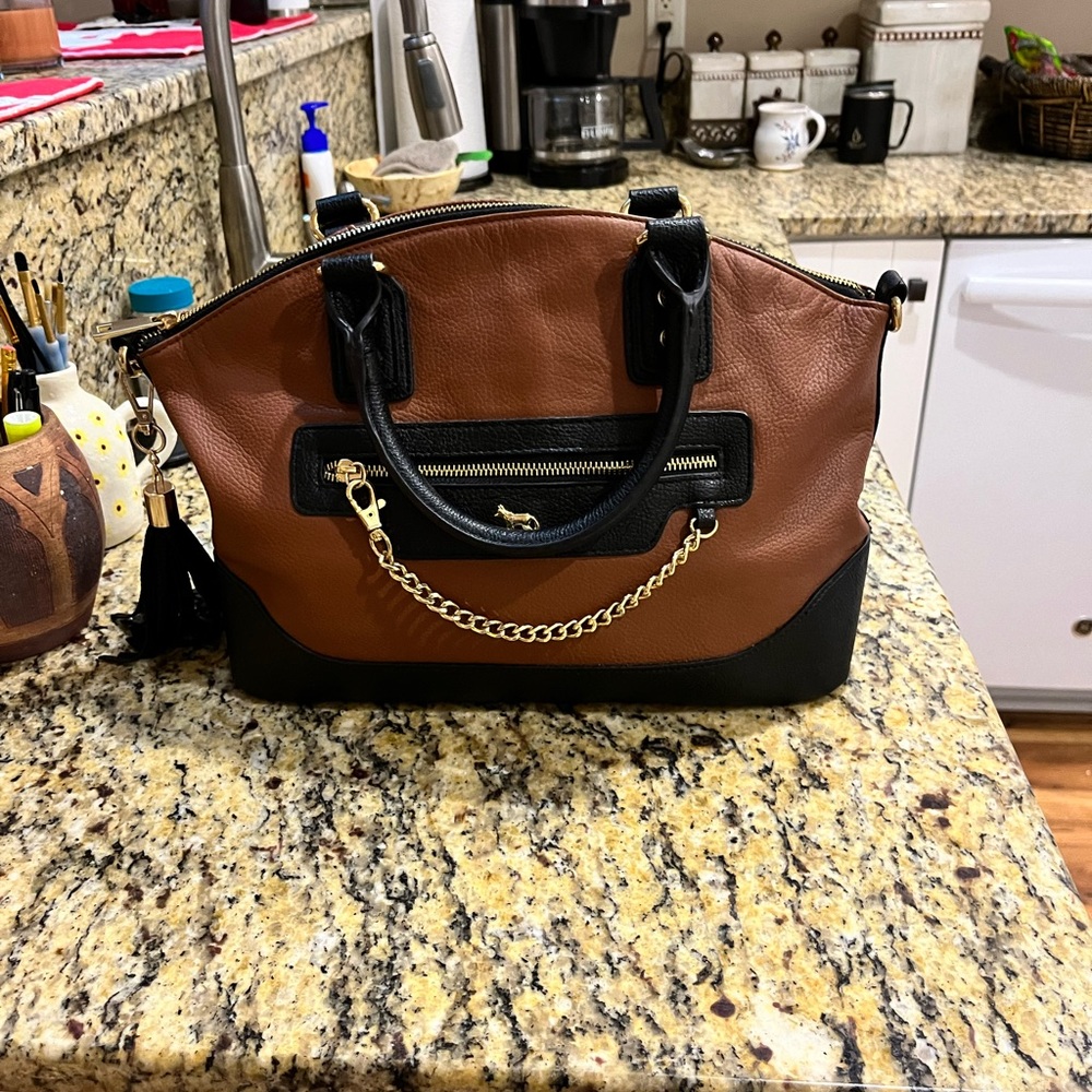 Like new Emma Fox Leather Handbag 10.5X15